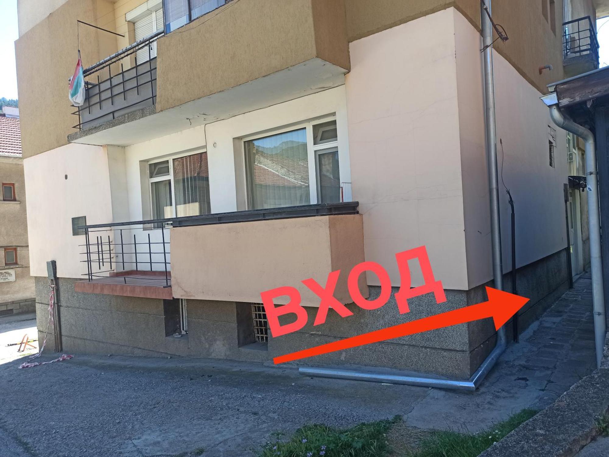 Apartment Maddie Teteven Bagian luar foto